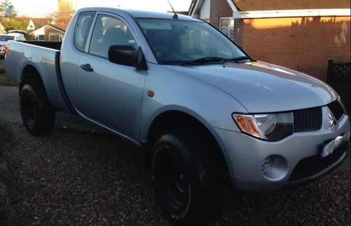 Pickup vehicles for site supervision and project logistics.